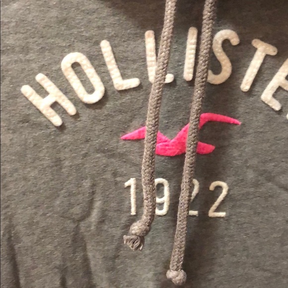 Hollister Hoodie - Picture 2 of 4